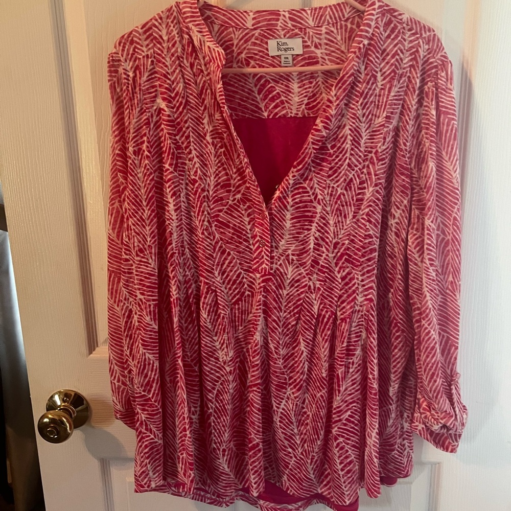 Kim Rogers Pink and White Blouse with Mandarin Collar and Relaxed Fit